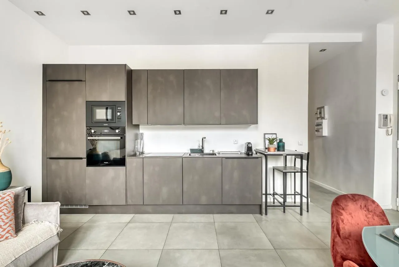 Centric Nice Apartment 2 Steps Le Marais -Republic Paris